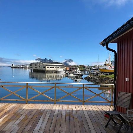 Nora'S Waterfront Cabin Svolvær Exterior foto